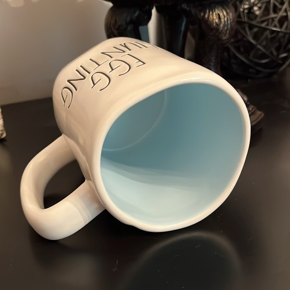 NEW Rae Dunn EGG HUNTING Large White/Blue Mug - Picture 4 of 6